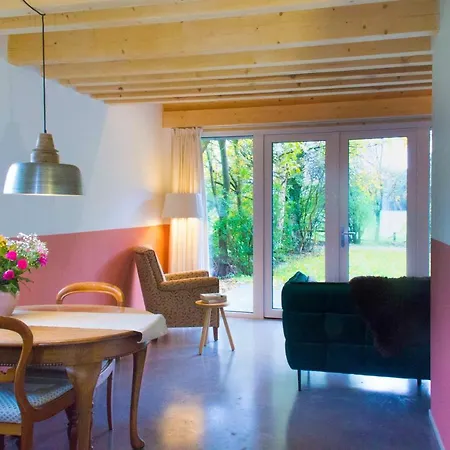 Vakantiehuis בית נופש *